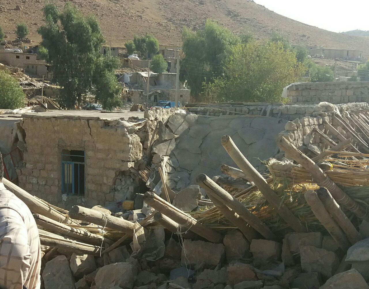 بیش از ۱۲ روستا از مناطق زلزله زده کرمانشاه جهت انجام عملیات‌های عمرانی شناسایی شد