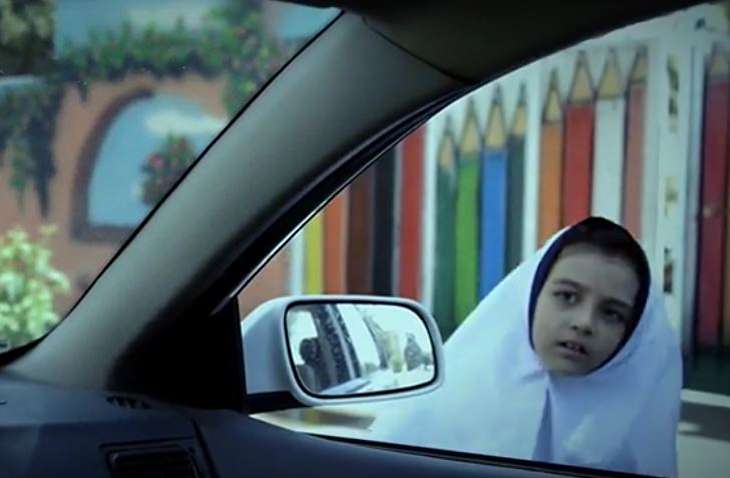 فیلم/ اغفال دختران خردسال هنگام خروج از مدرسه