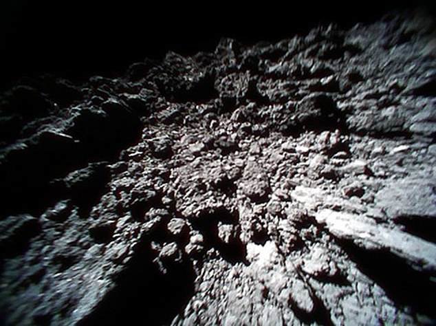 تصاویر جدید از سیارک صخره‌ای ریوگو ارسال شد
