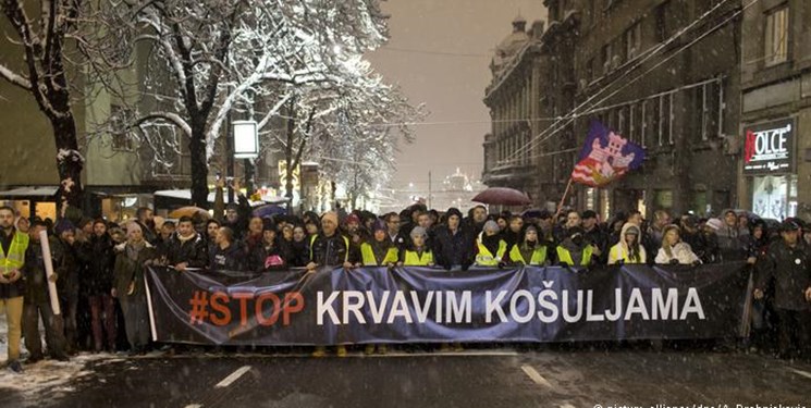 خیابان‌های بلگراد، وین، بوداپست و رُم عرصه تظاهرات ضددولتی