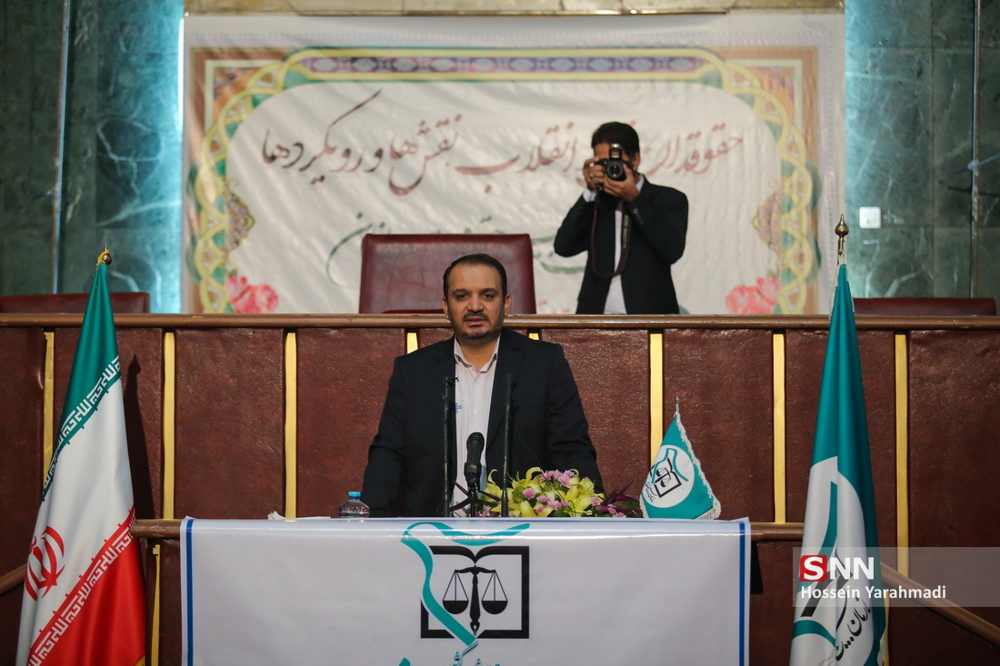 بهرامیان: نظارت حداقلی شورای نگهبان مجلس شجاع و ضد فساد نمی‌سازد