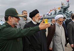 بازدید رئیس‌جمهور از نمایشگاه توانمندی‌های نیروی دریایی سپاه پاسداران انقلاب اسلامی