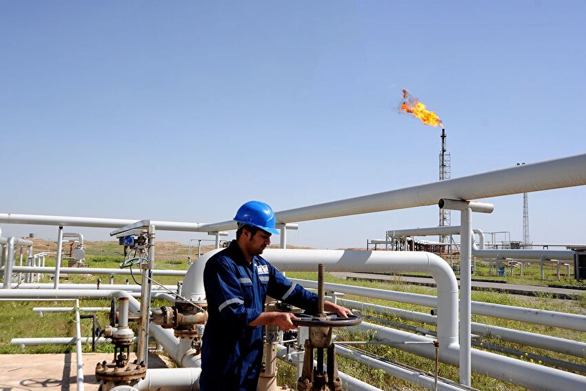 امضای قرارداد گام دوم توسعه قدیمی‌ترین میدان نفتی ایران