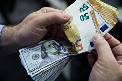 کاهش نرخ دلار و یورو در مرکز مبادله ارز و طلا