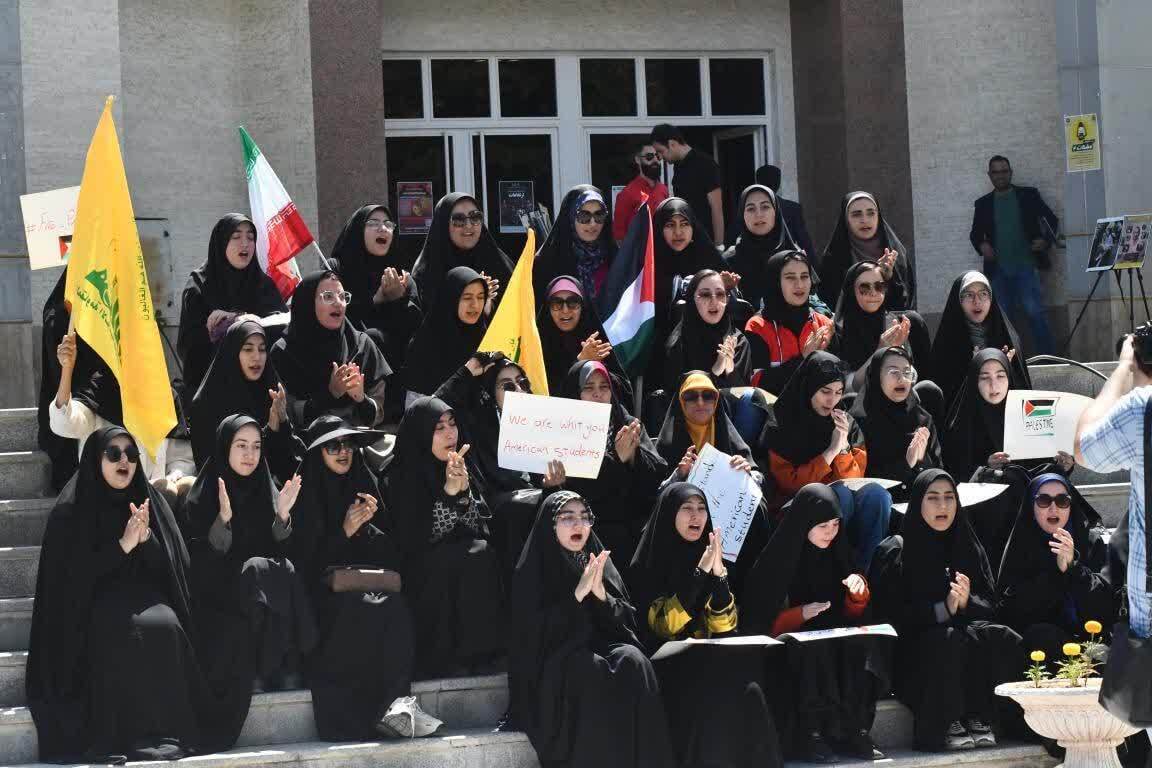 تجمع حمایتی دانشجویان شهرستان تکاب در حمایت از دانشگاه‌های آمریکا و اروپا + عکس// آماده انتشار