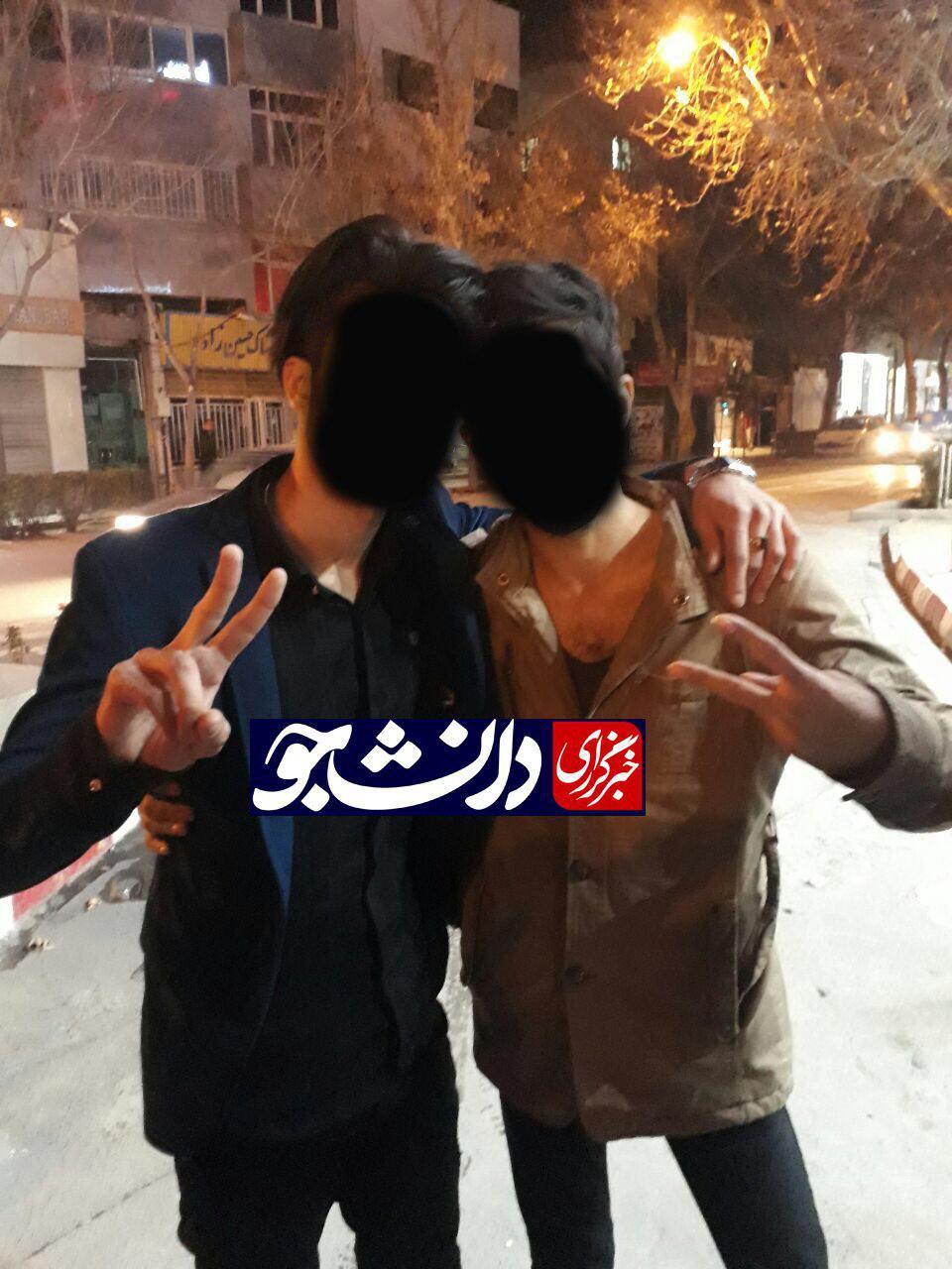 ۲ دانشجوی منتقد دولت که در تجمعات دستگیر شده بودند آزاد شدند + عکس ۲ دانشجوی منتقد دولت که در تجمعات دستگیر شده بودند آزاد شدند + عکس