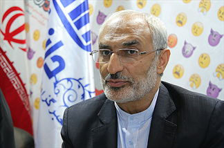 قوه قضائیه مسئولانی را که در قاچاق دست دارند، محاکمه کند/ ربا در سیستم بانکداری کشور رواج دارد