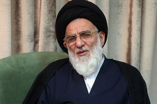 کاری نکنیم که دشمنان خیال کند میتواند در کشور ایجاد انشقاق کند