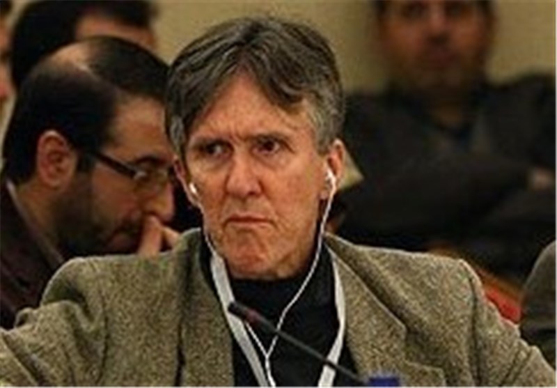 سردبیر &laquo;کالچر وارز&raquo;: آمریکا در پی تنبیه ایران بخاطر سرنگونی &laquo;پهلوی&raquo; است