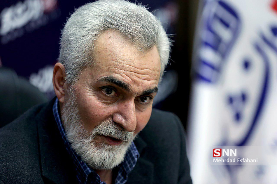 اف ۱۴ های نیروی هوایی در ۱۲ بهمن هواپیمای امام را اسکورت کردند/ امام پای پلکان به من گفتند سر اسلحهتان را سمت اسرائیل بگیرید اف ۱۴ های نیروی هوایی در ۱۲ بهمن هواپیمای امام را اسکورت کردند/ امام پای پلکان به من گفتند سر اسلحهتان را سمت اسرائیل بگیرید
