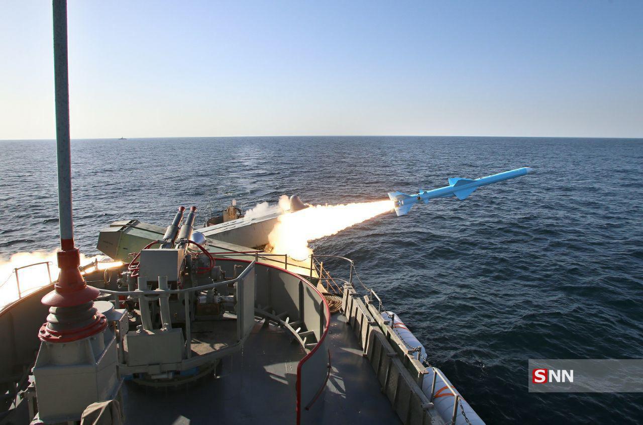 پرتاب موشک قدیر از یگان شناور/شلیک موشک برد کوتاه نصر/ عملیات ترکیبی مین روبی+عکس