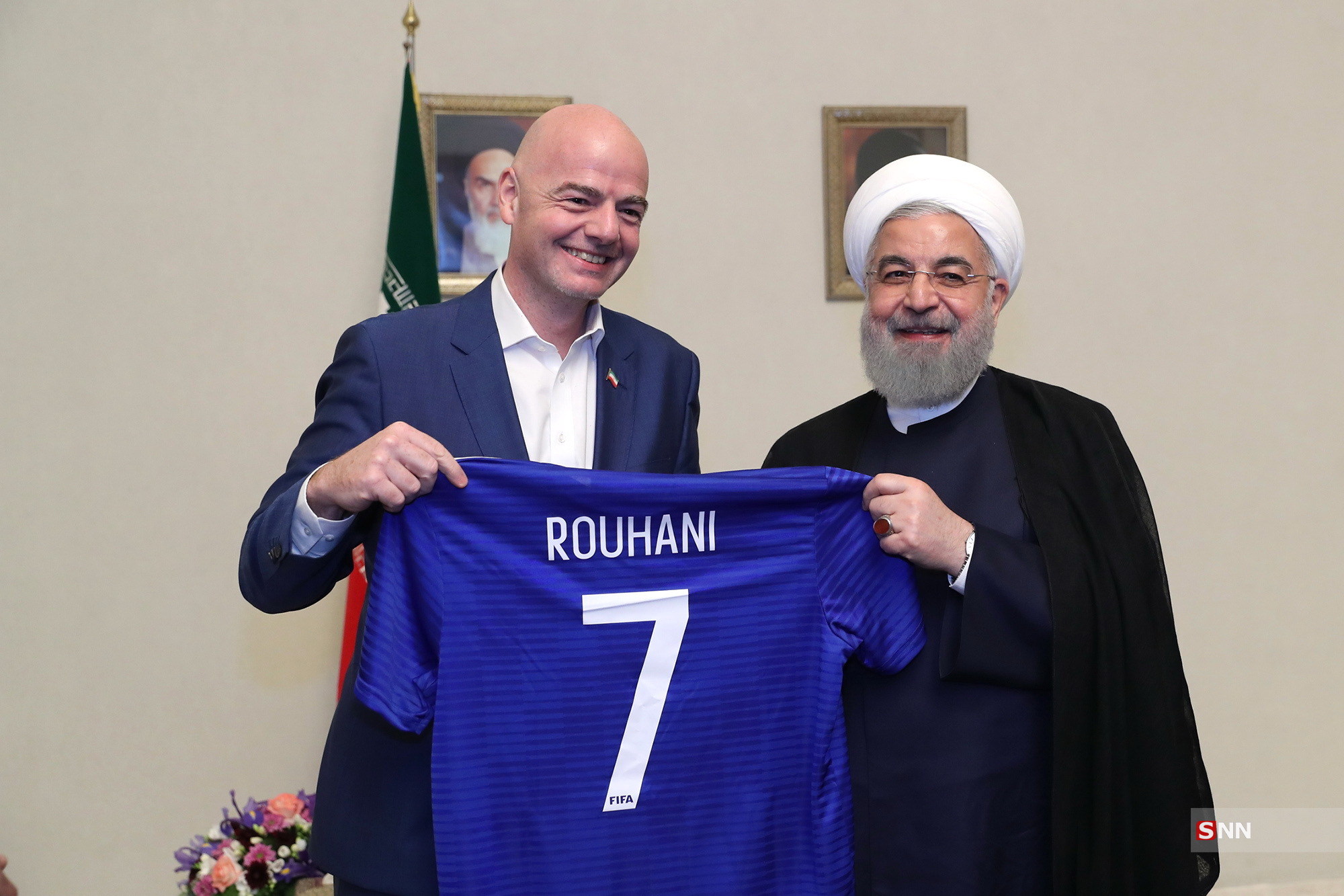 پیراهن شماره 7 روحانی+عکس