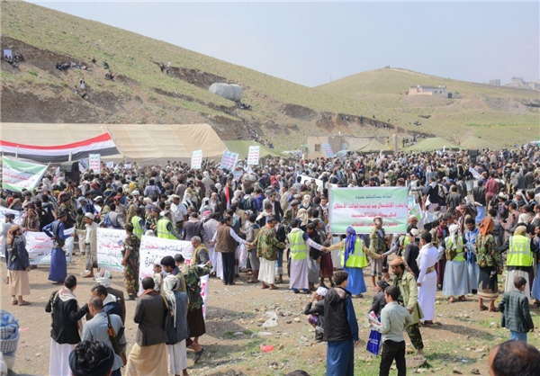 مردم یمن برای اعزام به جبهه‌های نبرد با عربستان قیام کردند +تصاویر
