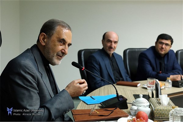 اموال دانشگاه آزاد بیتالمال است/ باید نظارت دقیقی بر امور مالی اعمال شود