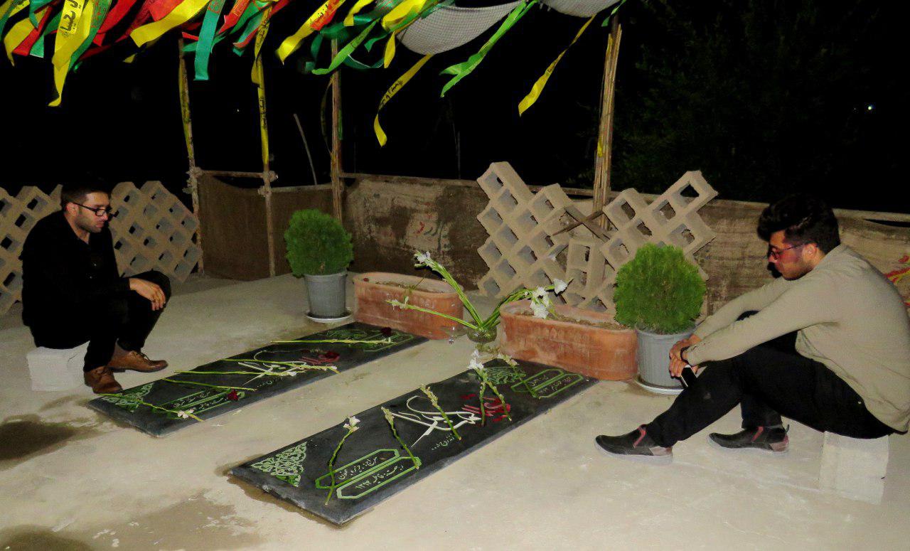 محفل معنوی «شبی با شهدا» در دانشگاه آزد کازرون برگزار شد+ تصاویر