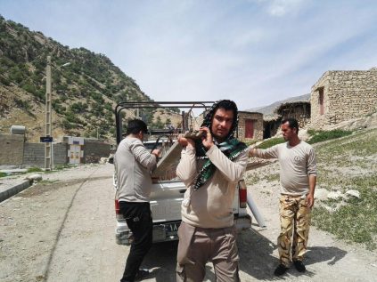 ۳ گروه جهادی به روستای محروم مونه شهرستان لنده اعزام شدند
