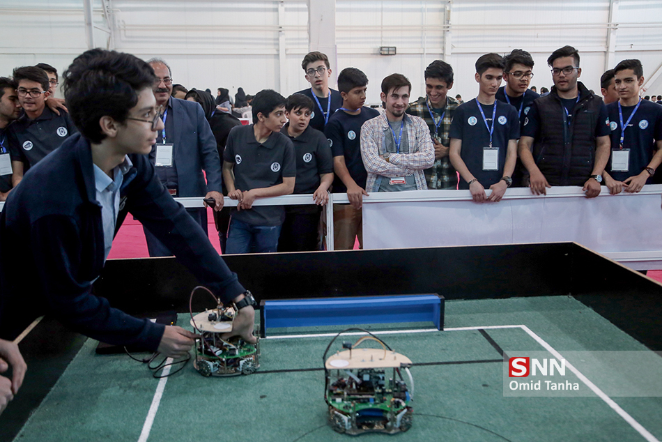 توسعه رباتیک و هوش مصنوعی بستر ساز ارتقاء کالای ساخت ایران می‌شود/ پایان خوش جام جهانی ربات‎ها