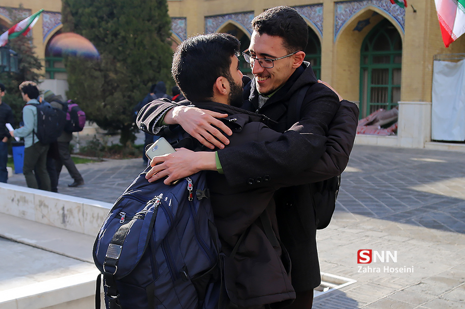 بزرگترین گردهمایی دانشجویان شریف از دیروز آغاز شد/ کاروان پابوس عشق راهی مشهد مقدس شد!