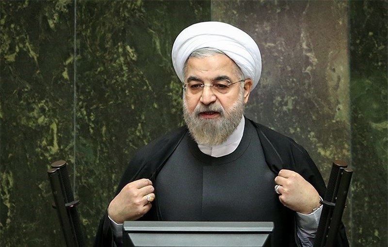 هشدار نمایندگان به روحانی برای توقف مواضع دوگانه و پرهیز از حاشیه سازی