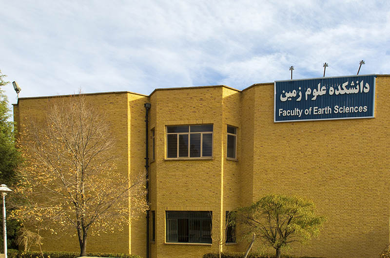 دانشگاه صنعتی اراک تنها مرکز تحقیقات آلومینیوم در ایران/ سپری شدن کارورزی دانشجویان در ابر کارخانجات اراک
