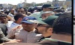 اعتراض به نابسامانی های اقتصادی در میدان شهدای مشهد + عکس