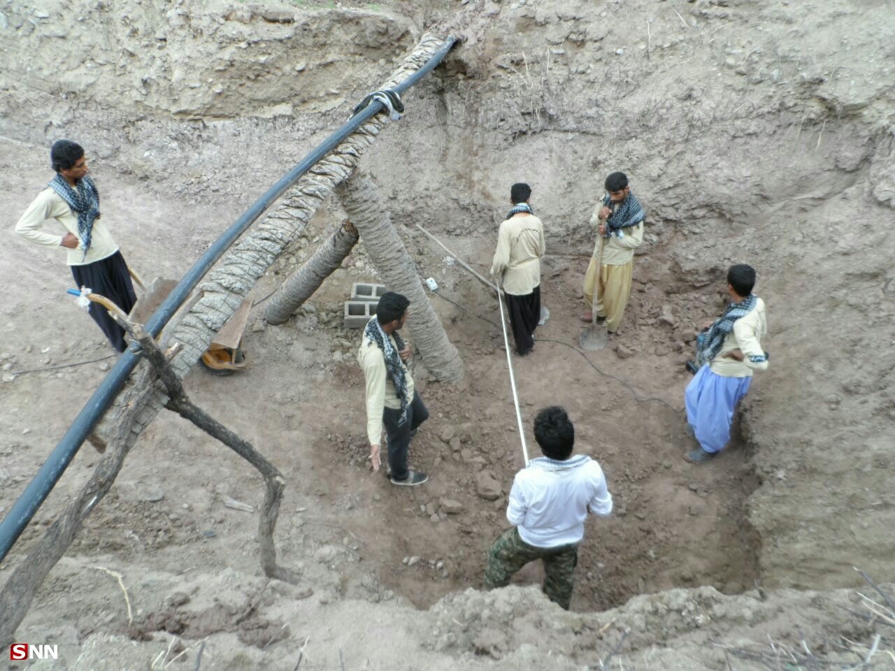 /بماند/چشمه‌های خشکیده که مردم  جنوب استان کرمان را به ستوه آورد/ روایتی از تلاش‌ خستگی‌ناپذیر جهادگران دانشجو در دل خاک