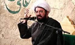 با نگاه حسینی به عالم مشکلات و بلاها کوچک و قابل تحمل می‌شود