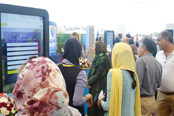 استقبال از سفر به سبک سفرزون