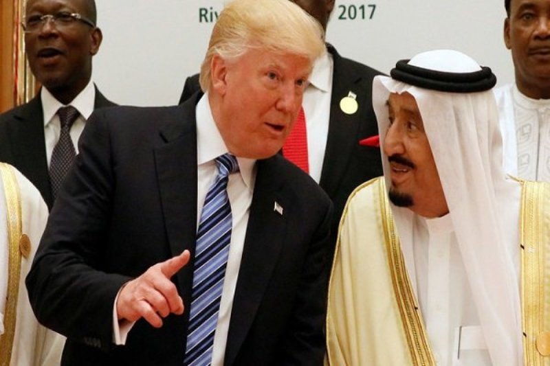 ترامپ: به پادشاه عربستان گفتم باید پول بدهید تا از شما محافظت کنیم