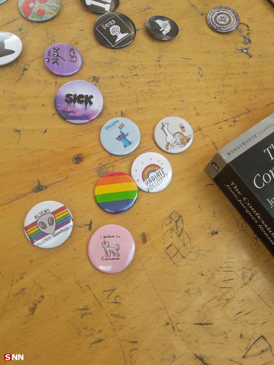 /آماده گزارش / فروش پیکسل‌های با محتوی همجنس‌گرایی در  نمایشگاه خیریه!/ دانشجویان دانشگاه شهید باهنر کرمان خواستار پاسخگویی شدند