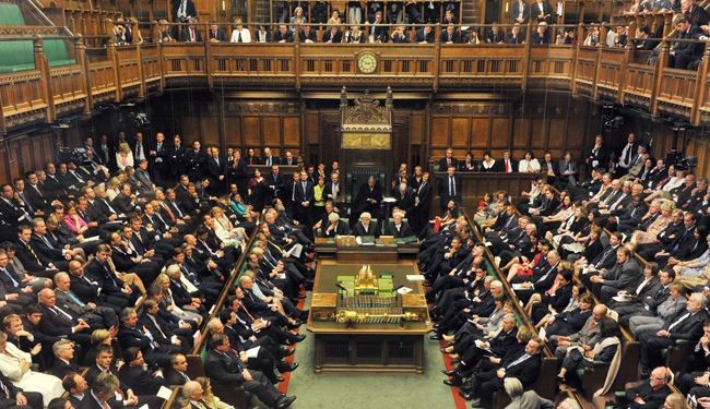 فشار نمایندگان پارلمان انگلیس به دولت برای قطع فروش سلاح به عربستان
