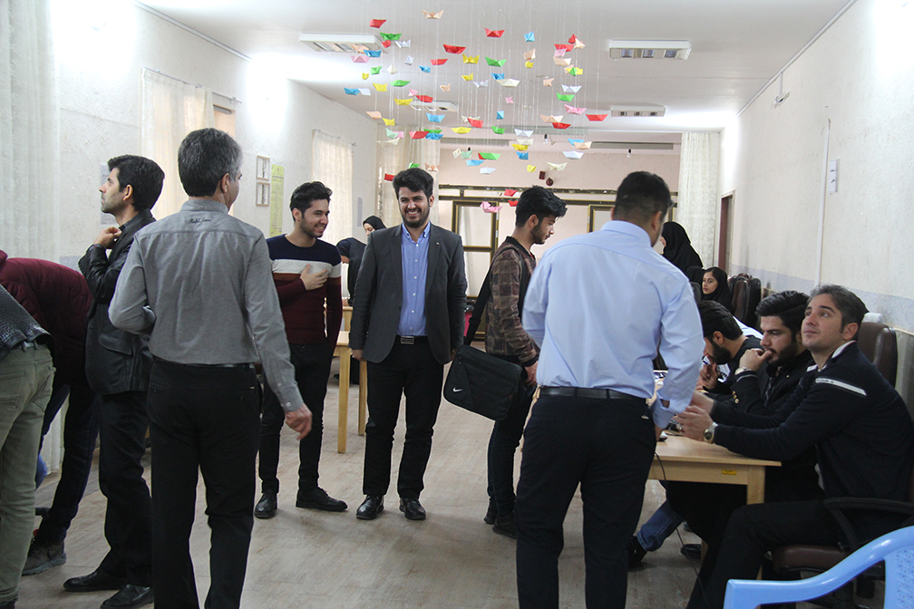 انتخابات شورای صنفی دانشجویان دانشگاه ایلام به دور دوم کشیده شد+ اسامی و تصاویر