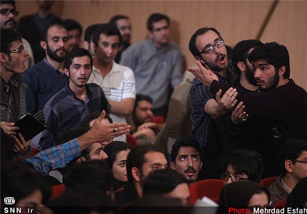 استراتژی جدید اصلاح‌طلبان از دانشگاه تهران آغاز شد/ «عبور از روحانی» با چاشنی تندروی