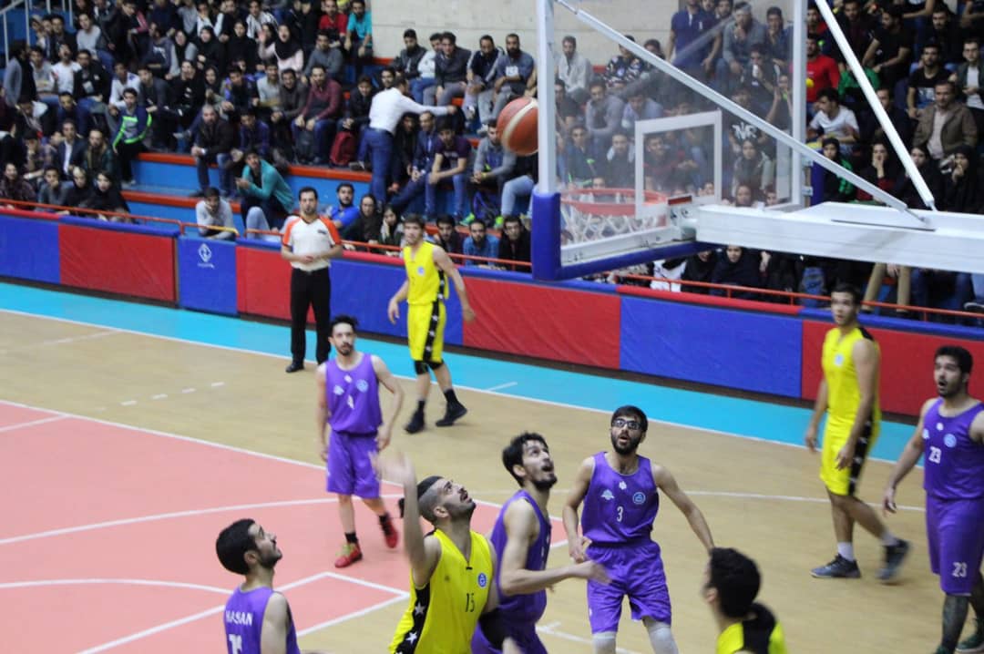 قهرمانان مسابقات بسکتبال و فوتسال پسران دانشگاه تهران معرفی شدند