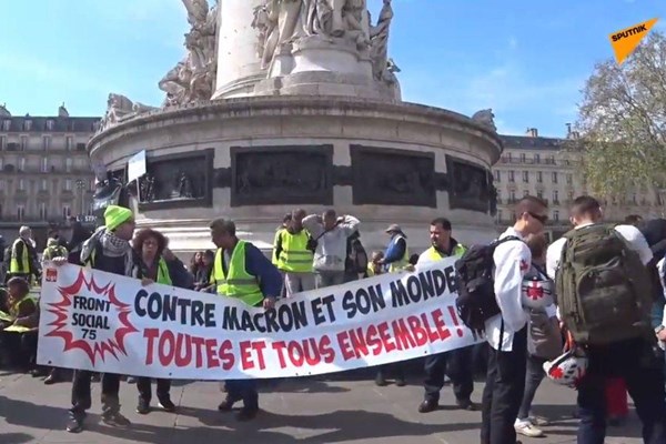 حضور معترضان فرانسوی در بیست و یکمین شنبه اعتراض + تصاویر