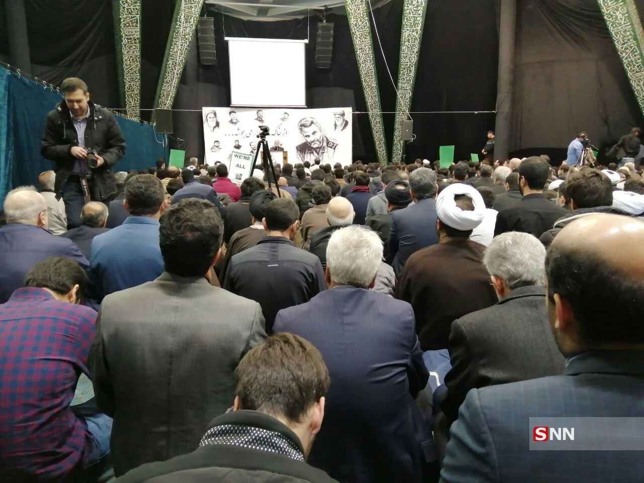 تجمع اعلام آمادگی دانشجویان به فرمانده کل قوا برای انتقام از آمریکا در دانشگاه تهران آغاز شد