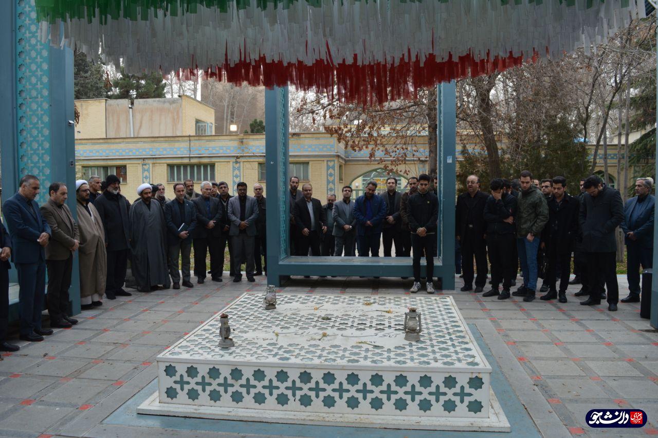 مراسم بزرگداشت سردار سلیمانی در پردیس کشاورزی دانشگاه تهران برگزار شد+ تصاویر