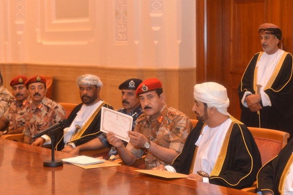 سلطان جدید عمان فارغ‌التحصیل دانشگاه‌های کدام کشور است
