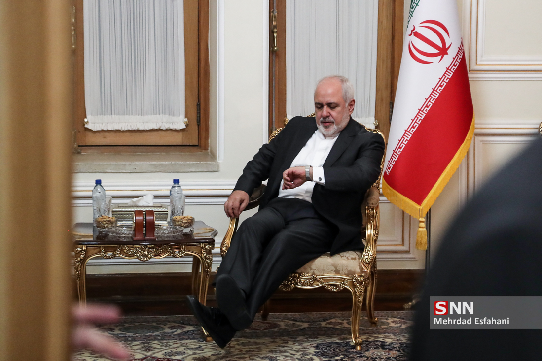آقای ظریف! سخن گفتن از مذاکره با قاتل سردار سلیمانی کشور غیرمنطقی است/ پاسخ رئیس جمهور آدمکش آمریکا را بدهید