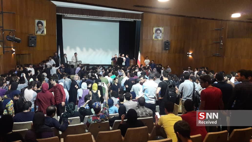 روایت کامل اتفاقات امروز دانشگاه تهران / آشوب‌گری چپ‌ها، با واکنش دانشجویان ناکام ماند + عکس و فیلم