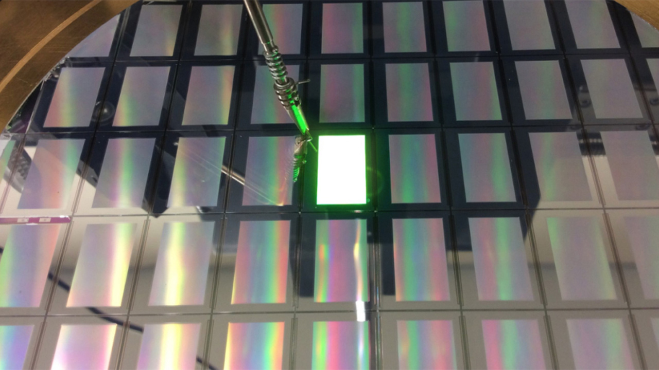 ساخت LED‌هایی که نور سبز را با کارایی بالا تولید می‌کنند