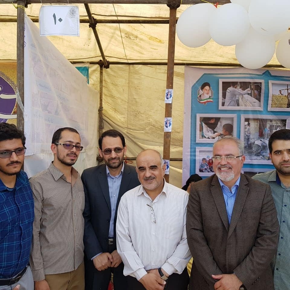 غرفه بسیج دانشجویی اصفهان در میدان امام برپا شد