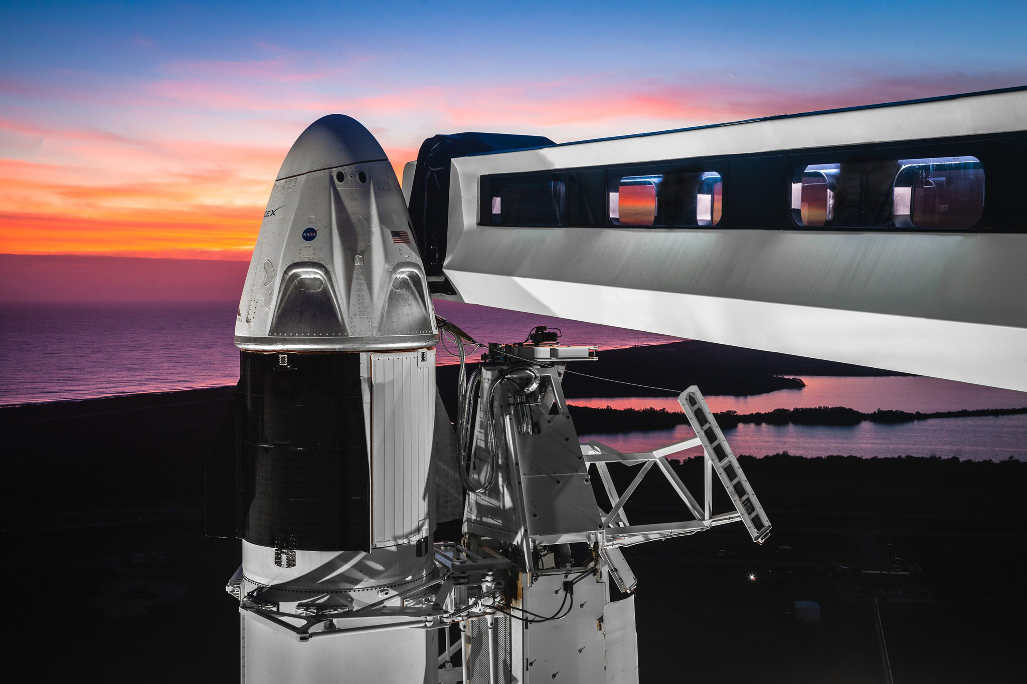 اسپیس ایکس تا آخر ۲۰۱۹ فضانورد به فضا می‌فرستد
اسپیس ایکس کپسول مأموریت Demo ۲ را برای پرواز تا پایان سال جاری آماده کند.
