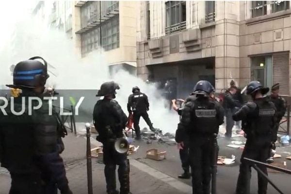 معترضان فرانسوی 
