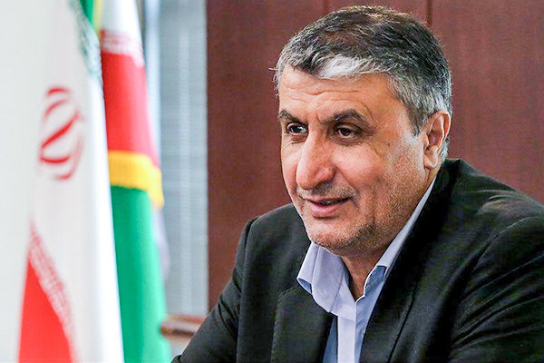 آزادسازی نفتکش ایرانی از بندر جده عربستان / کار انگلیسیها دزدی دریایی است