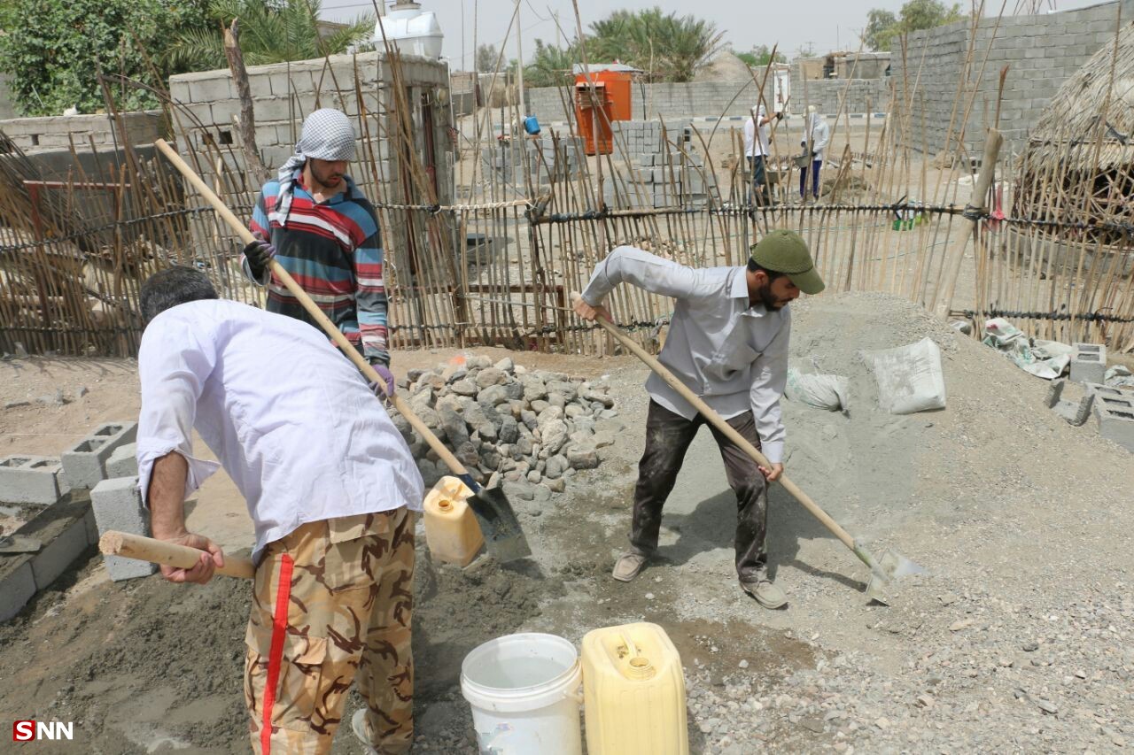 فعالیت عمرانی دانشجویان علم وصنعت در قلعه گنج آغاز شد / ساخت مدرسه و آب رسانی به مناطق در دستور کار +عکس