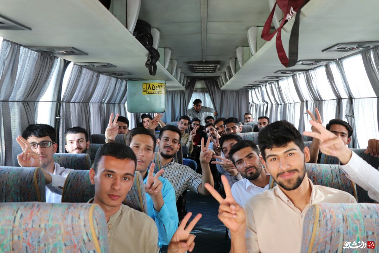 ۱۵۰ دانشجوی دانشگاه آزاد مشهد راهی اردوی جهادی روداب سبزوار شدند+تصاویر