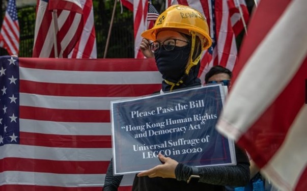 دخالت دولتی و رسمی آمریکا در مناقشه هنگ‌کنگ