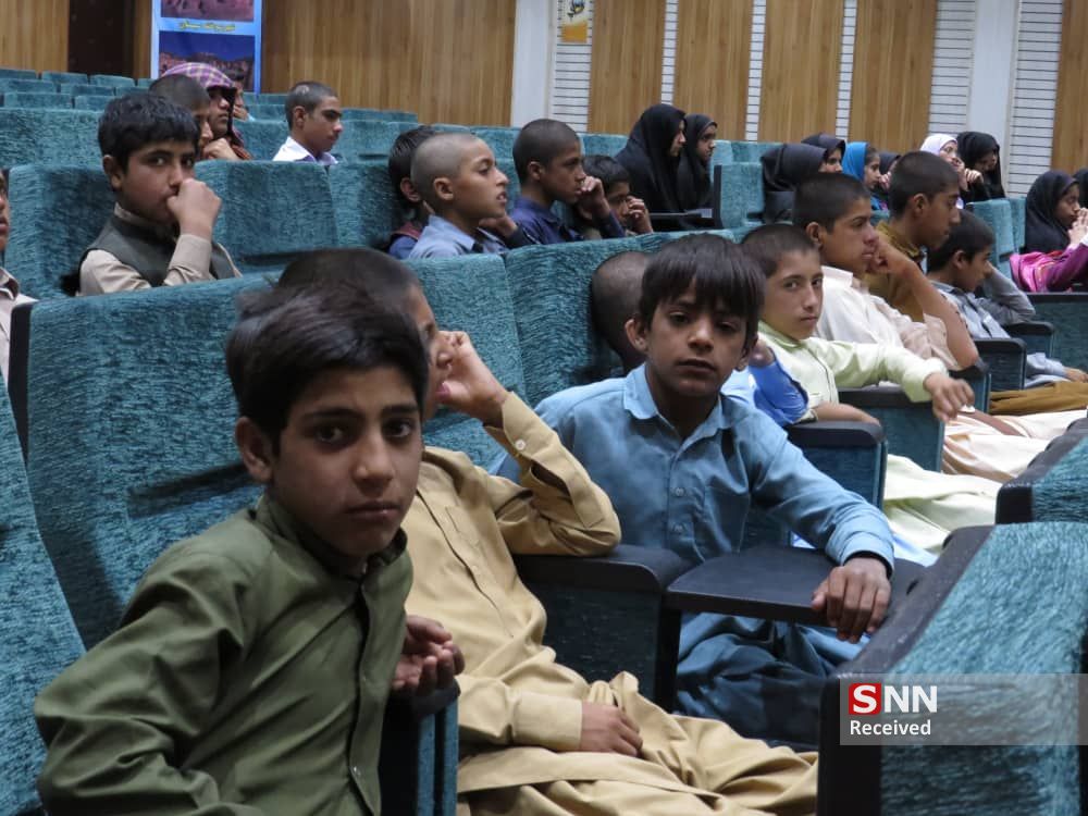 توزیع ۱۰ هزار بسته نوشت افزار ایرانی در مناطق محروم سیستان و بلوچستان