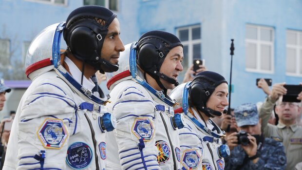 سایوز فضانورد اماراتی را به ایستگاه فضایی بین المللی رساند